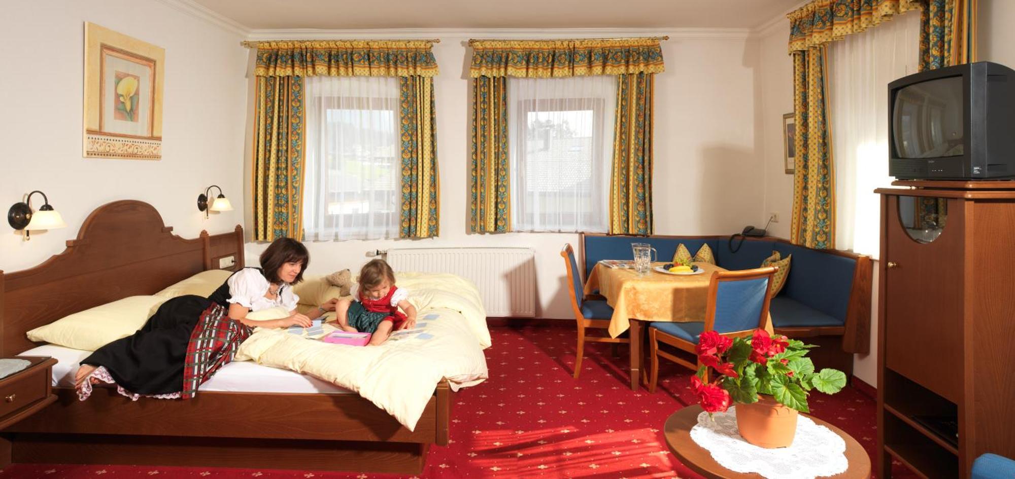 Hotel Feldwebel ゼル エクステリア 写真