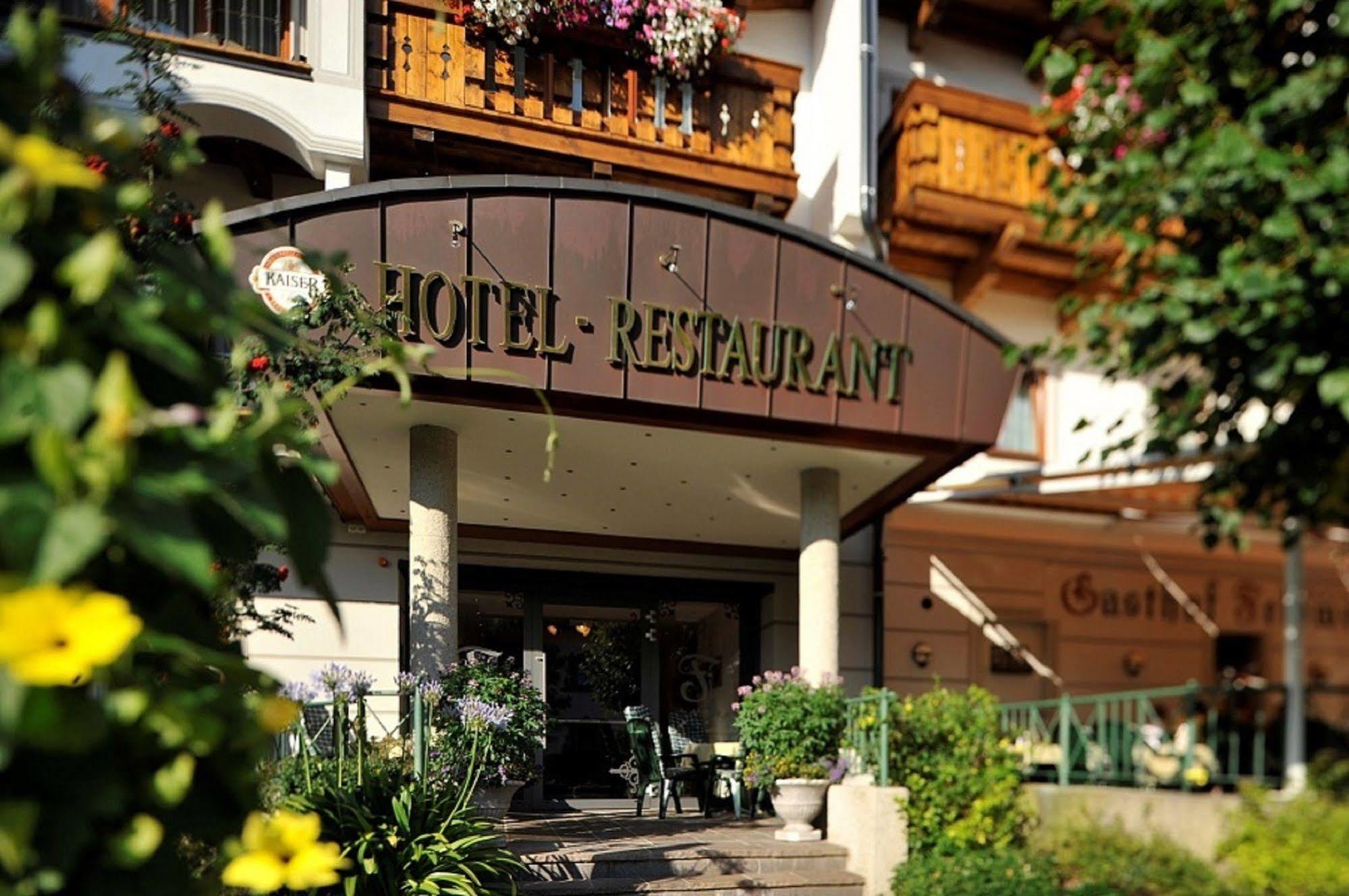 Hotel Feldwebel ゼル エクステリア 写真