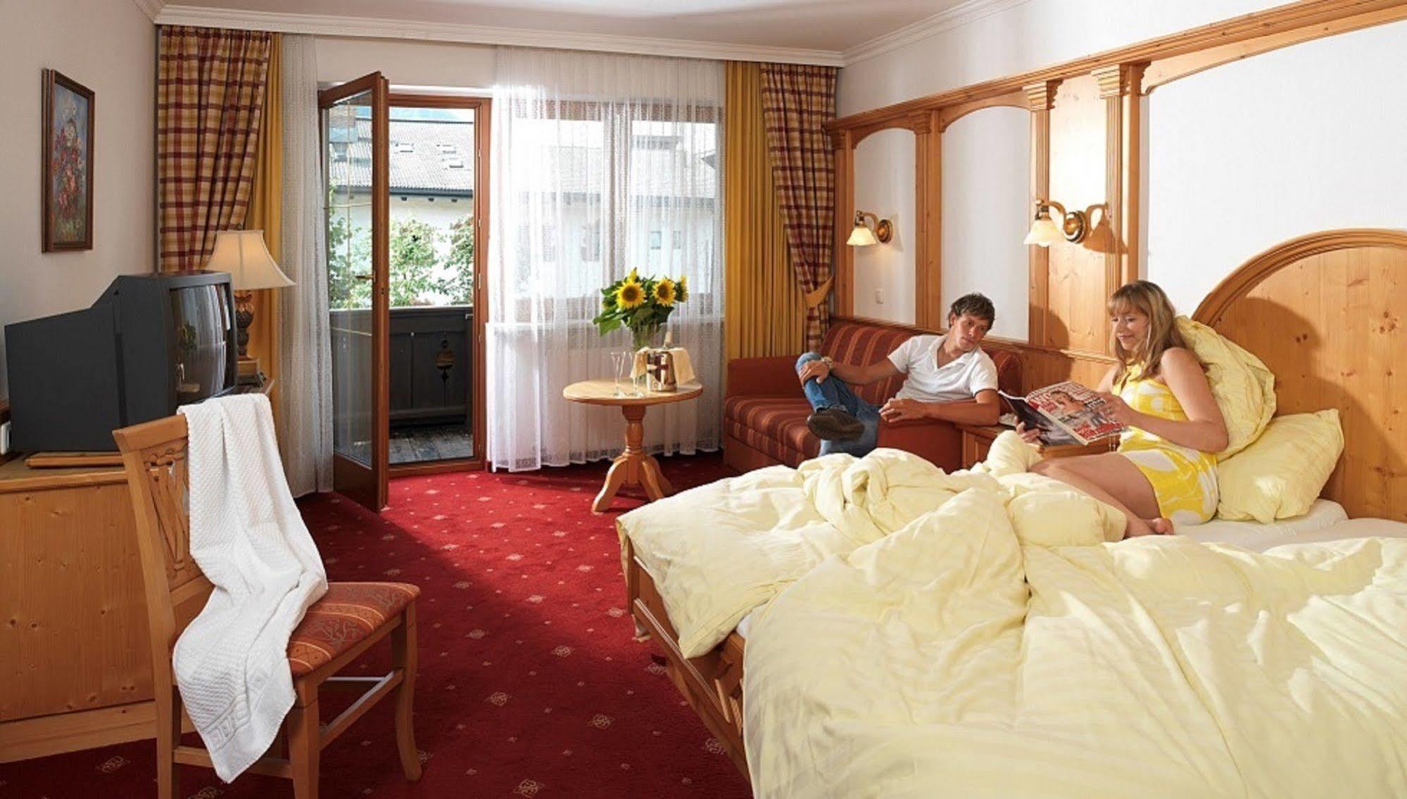 Hotel Feldwebel ゼル エクステリア 写真